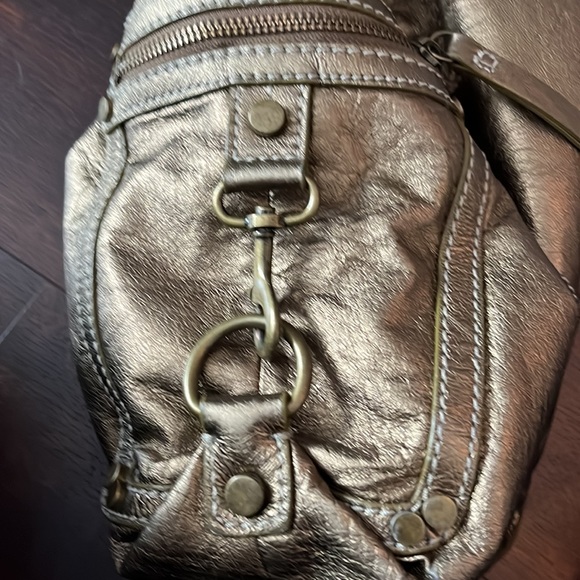 The Sak bronze metallic bag great condition! - Picture 3 of 5